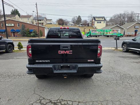 Used 2016 GMC Sierra 1500 SLT w/ All-Terrain Package AWD/4WD image 6