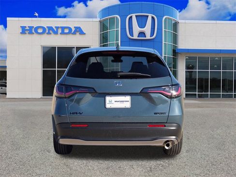 New 2026 Honda HR-V Sport image 4