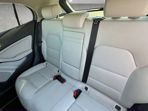 Used 2015 Mercedes-Benz GLA 250 image 22