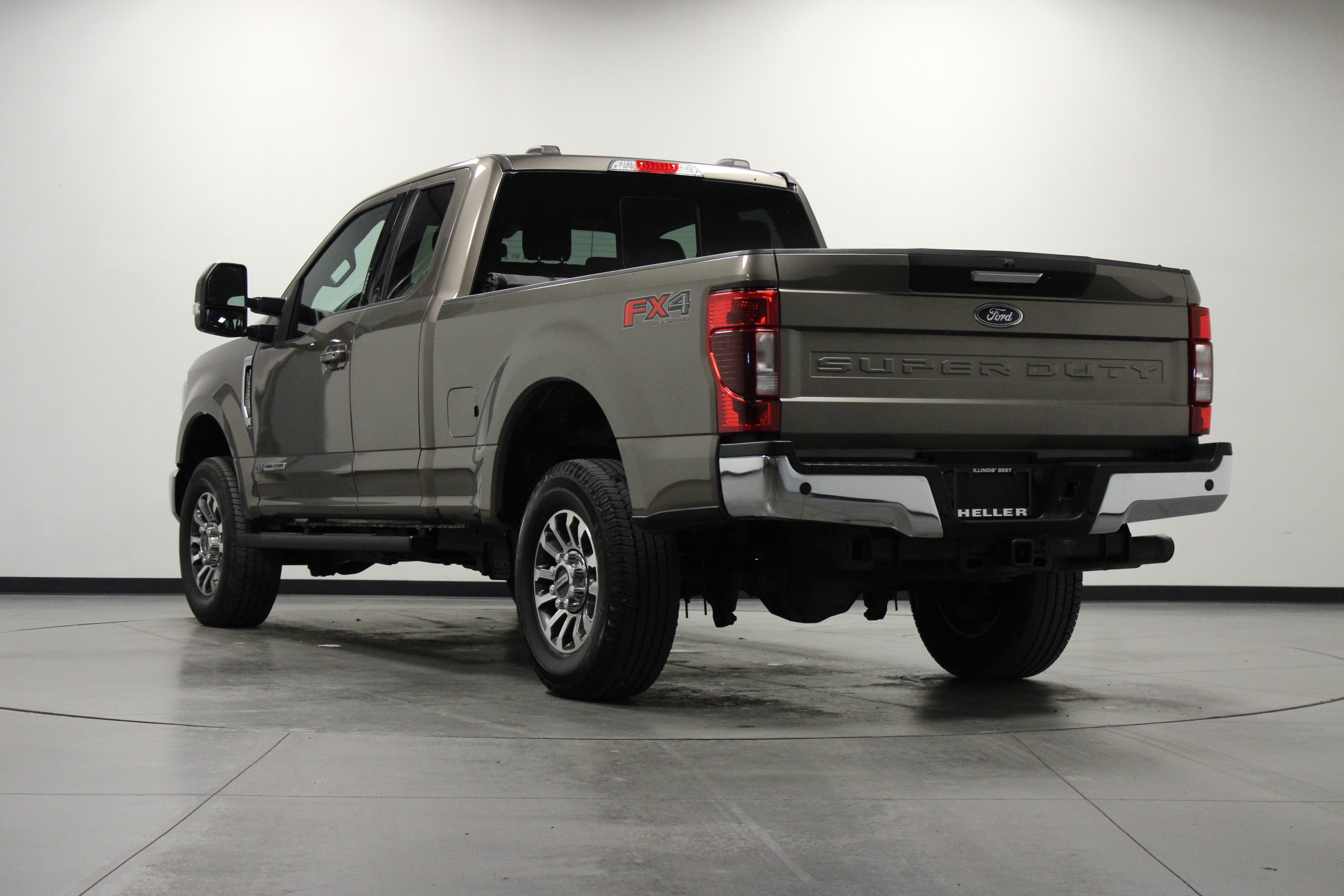 Used 2021 Ford F250 Lariat w/ Lariat Value Package AWD/4WD image 6