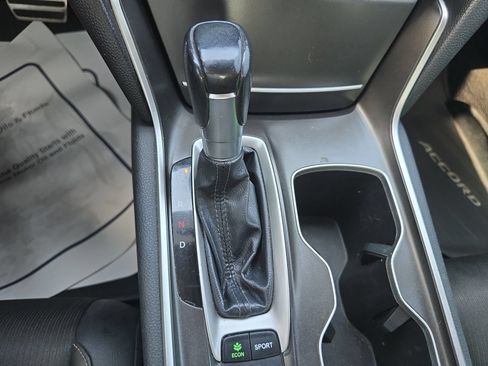 Used 2022 Honda Accord Sport image 19