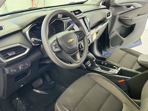 Used 2021 Chevrolet TrailBlazer LT w/ Convenience Package FWD image 22