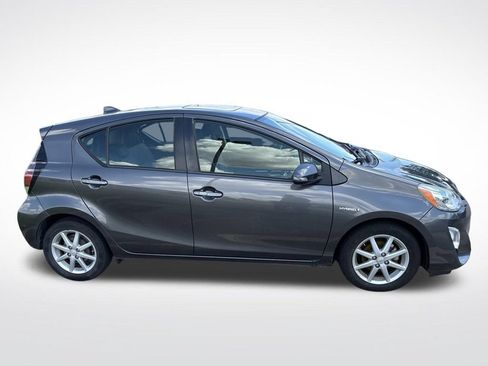 Used 2016 Toyota Prius C Four FWD image 5