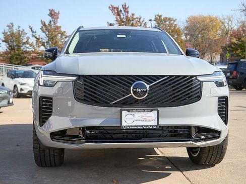 New 2026 Volvo XC90 B6 Ultra w/ Protection Package image 5