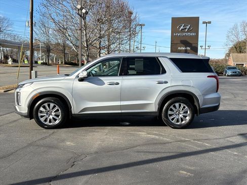 Used 2023 Hyundai Palisade SEL w/ Cargo Package image 3