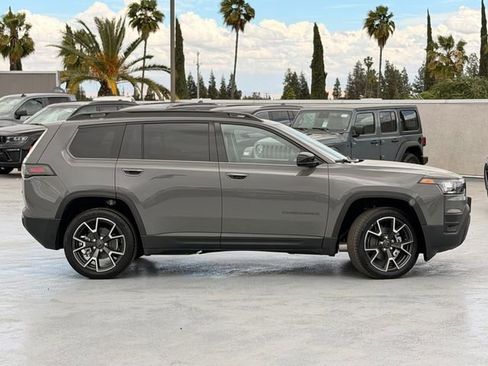New 2026 Jeep Cherokee Overland AWD/4WD image 3