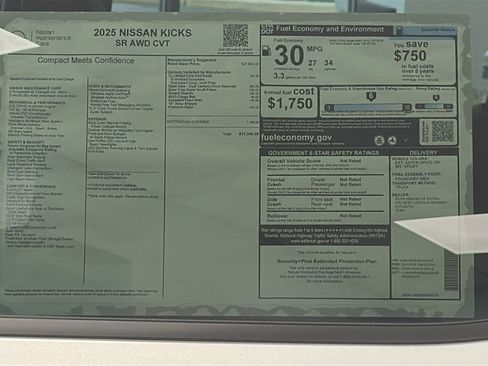 New 2025 Nissan Kicks SR w/ Illumination Package AWD/4WD image 11