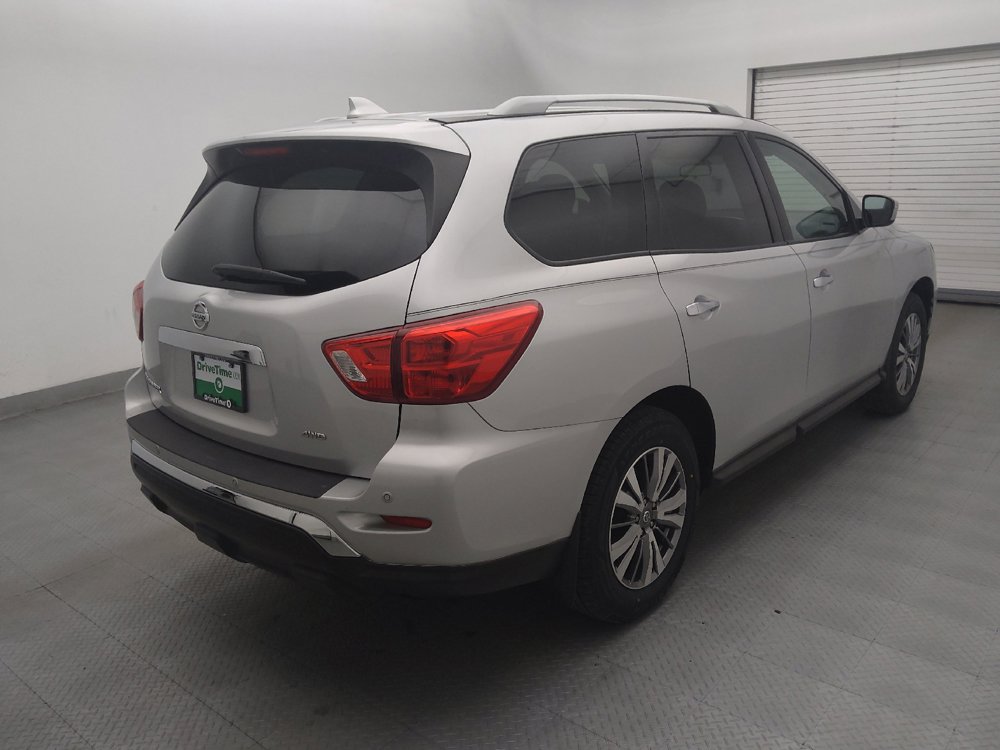 Used 2019 Nissan Pathfinder S AWD/4WD image 9