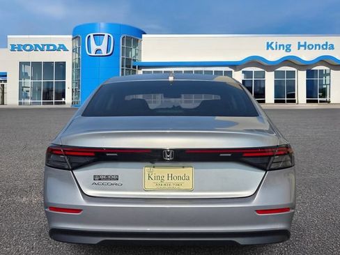 Used 2024 Honda Accord EX image 7