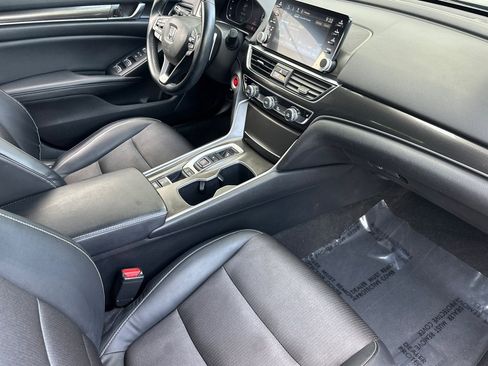 Used 2018 Honda Accord Sport image 31