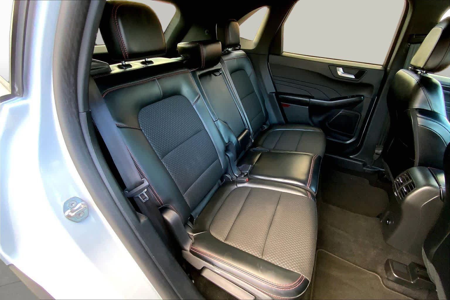 Used 2025 Ford Escape ST-Line FWD image 20