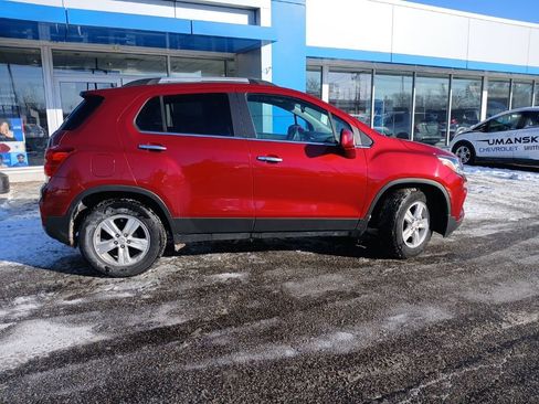 Used 2019 Chevrolet Trax LT w/ Driver Confidence Package image 9