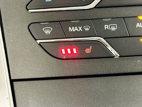 Used 2018 Ford Edge SEL w/ Equipment Group 201A image 24