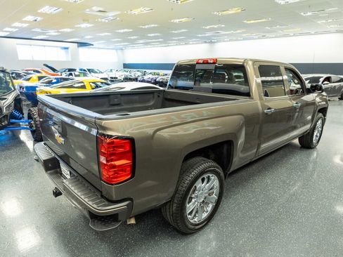 Used 2015 Chevrolet Silverado 1500 High Country w/ High Country Premium Package image 7