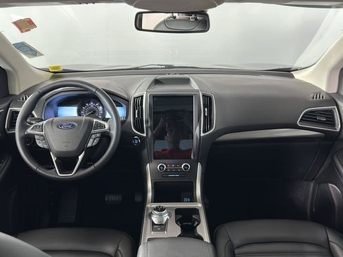 Used 2023 Ford Edge SEL w/ Convenience Package AWD/4WD image 2