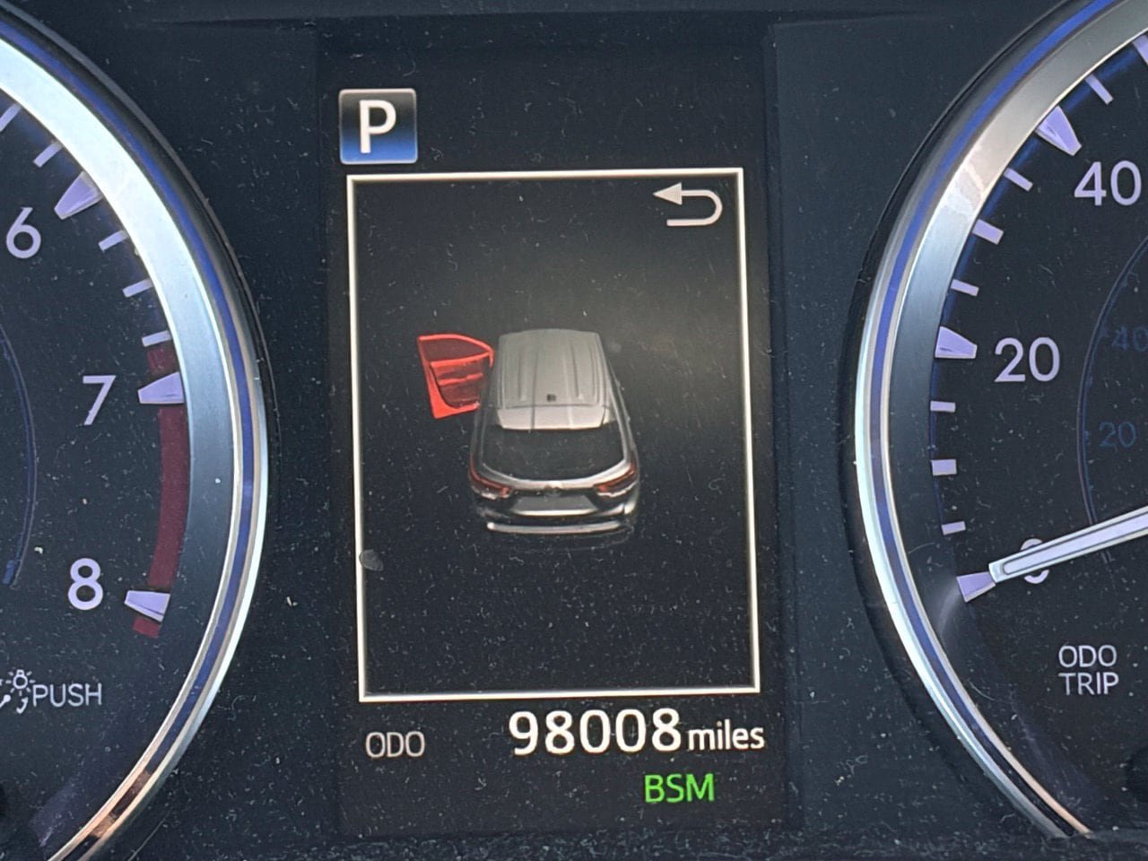 Used 2018 Toyota Highlander SE FWD image 13