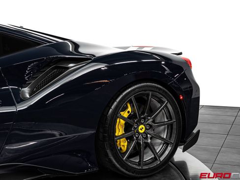 Used 2019 Ferrari 488 Pista Coupe RWD image 25