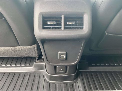 Used 2021 GMC Terrain SLT FWD image 11