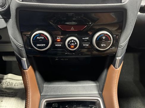 Certified 2022 Subaru Forester Touring AWD/4WD image 30