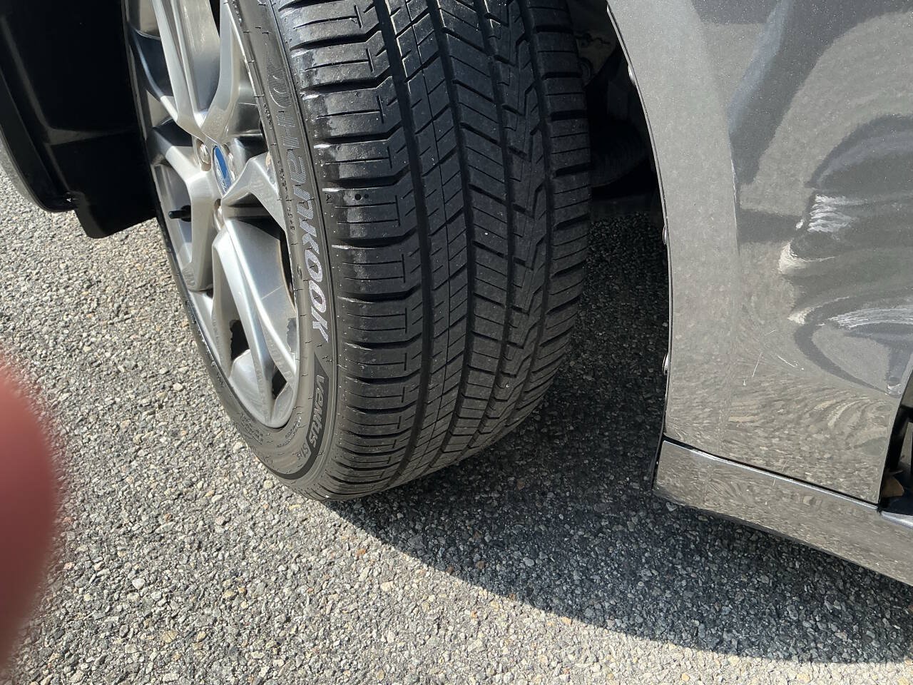 Used 2019 Ford Fusion SEL FWD image 13