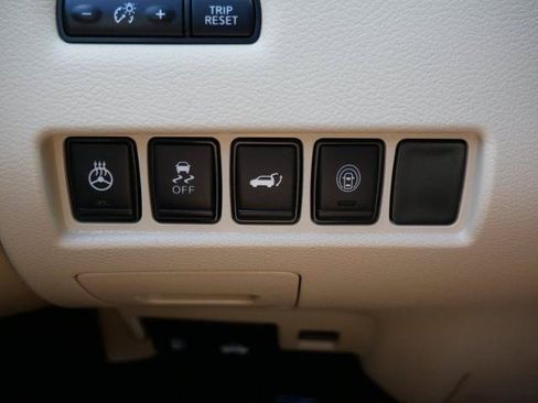 Certified 2023 Nissan Murano SL w/ SL Moonroof Package AWD/4WD image 28