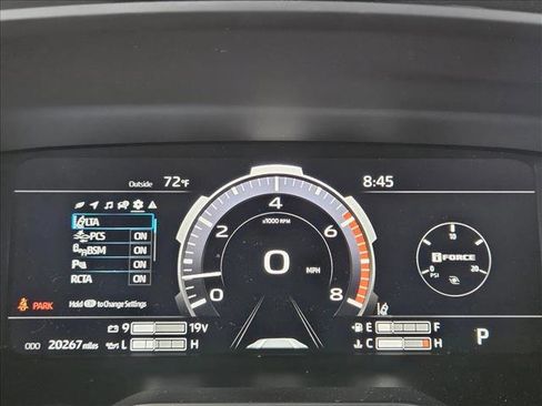 Used 2024 Toyota Tundra Platinum AWD/4WD image 10