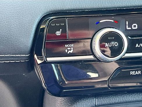 Used 2023 Honda Pilot Touring image 20