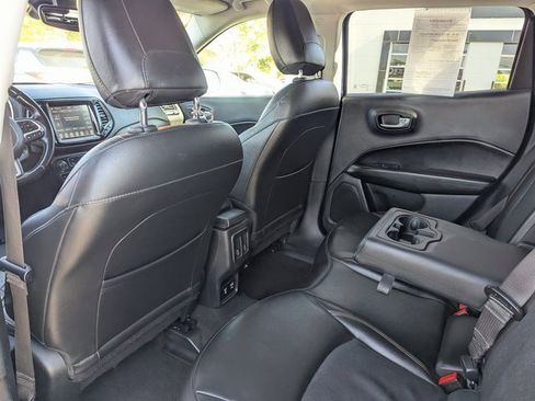Used 2021 Jeep Compass Limited image 30