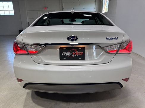 Used 2013 Hyundai Sonata Hybrid FWD image 6