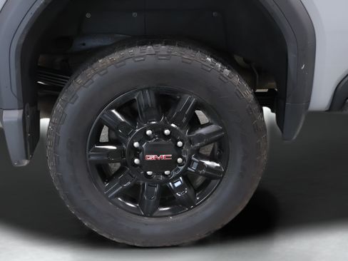 Used 2025 GMC Sierra 2500 AT4 AWD/4WD image 36