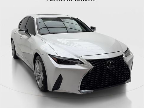 Used 2023 Lexus IS 300 w/ Comfort Package RWD image 2