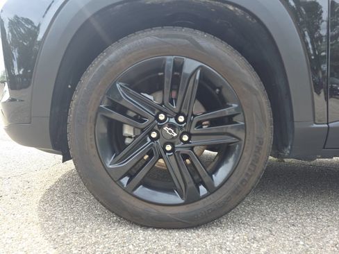 Certified 2024 Chevrolet Trax ACTIV w/ Sunroof Package FWD image 34