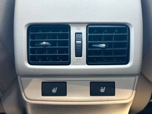 Used 2016 Subaru Outback 2.5i Limited AWD/4WD image 57