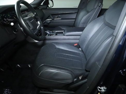 Certified 2023 Land Rover Range Rover SE AWD/4WD image 17