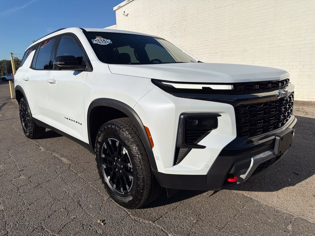 Used 2026 Chevrolet Traverse Z71 w/ Enhanced Driving Package AWD/4WD image 9