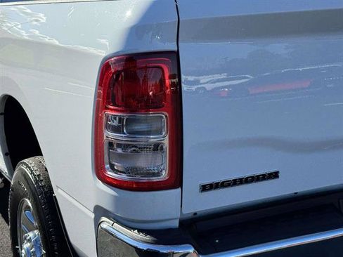 Used 2022 RAM 2500 Big Horn image 8