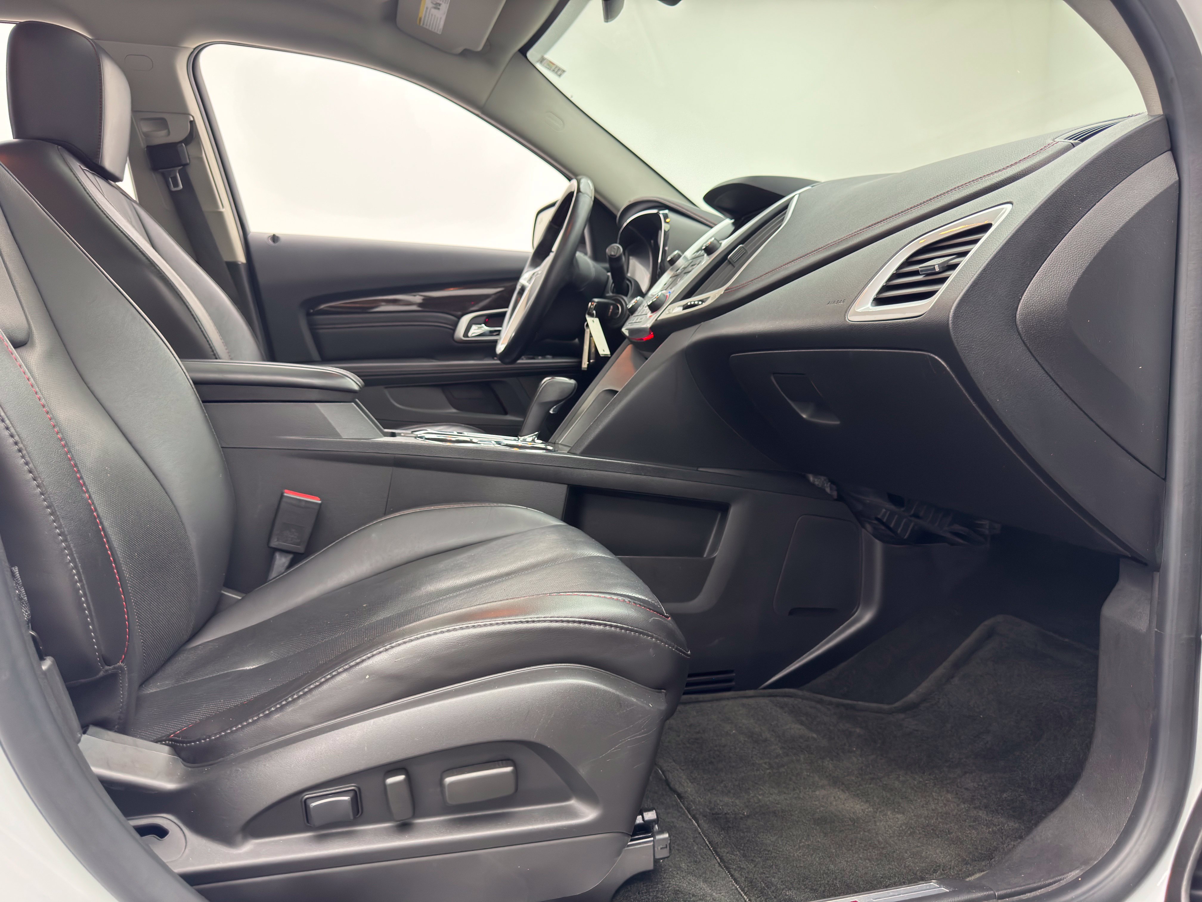 Used 2013 GMC Terrain Denali w/ LPO, Protection Package AWD/4WD image 30