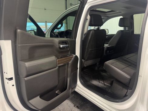 Used 2019 Chevrolet Silverado 1500 RST image 19