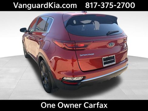 Certified 2022 Kia Sportage LX w/ LX AWD Value Edition Package image 2