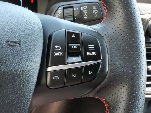 Certified 2024 Ford Escape ST-Line FWD image 28