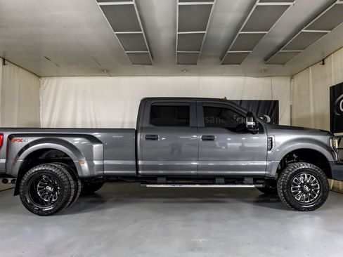 Used 2019 Ford F350 XL w/ STX Appearance Package image 6