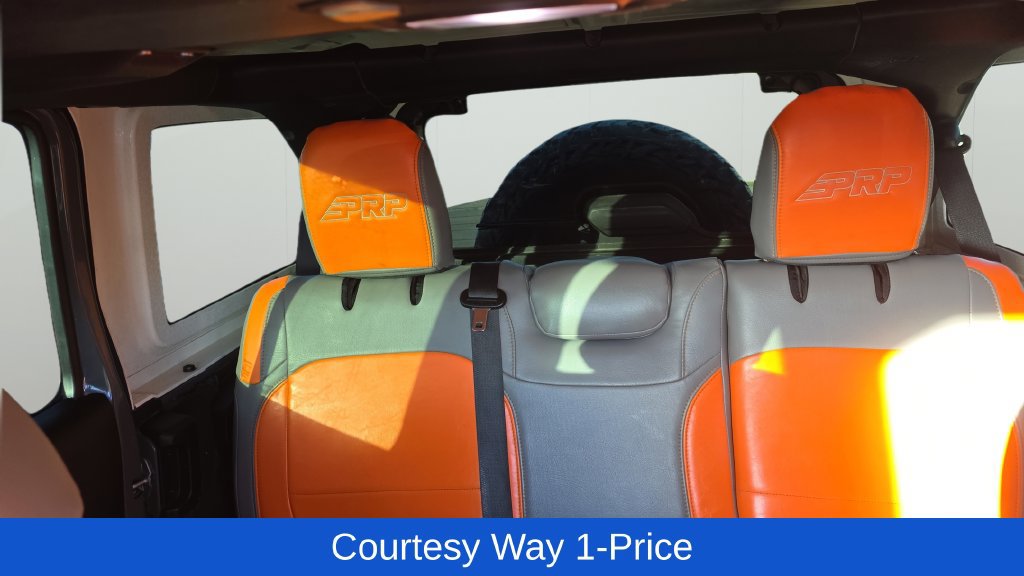 Used 2018 Jeep Wrangler Unlimited Rubicon AWD/4WD image 13