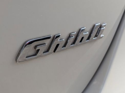 Used 2022 Maserati Ghibli Modena image 15
