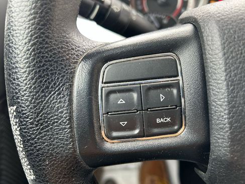 Used 2017 Dodge Journey SE FWD image 18
