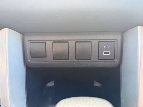 Used 2025 Toyota Corolla Cross AWD Hybrid image 23