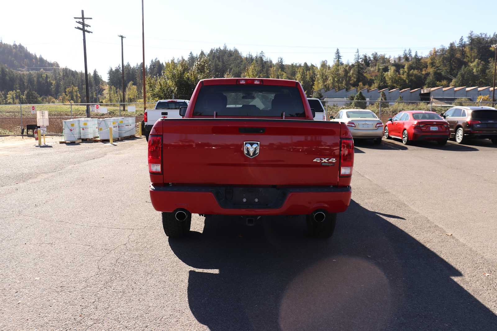Used 2017 RAM 1500 Express AWD/4WD image 6