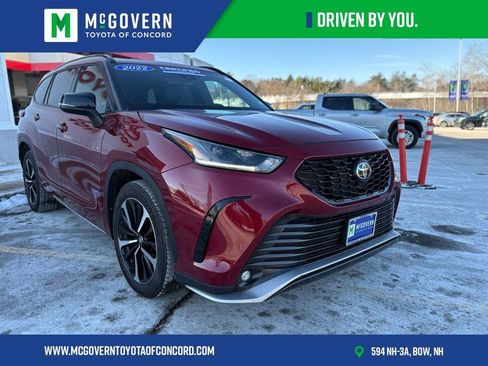 Used 2022 Toyota Highlander XSE image 14