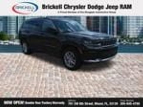 Used 2023 Jeep Grand Cherokee L Laredo RWD image 26