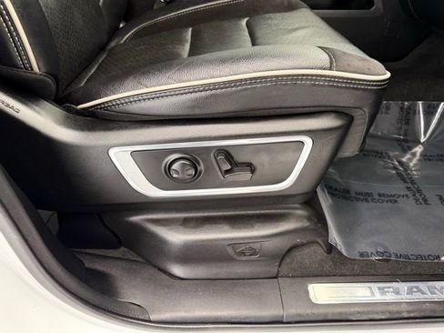 Used 2022 RAM 1500 Laramie AWD/4WD image 23