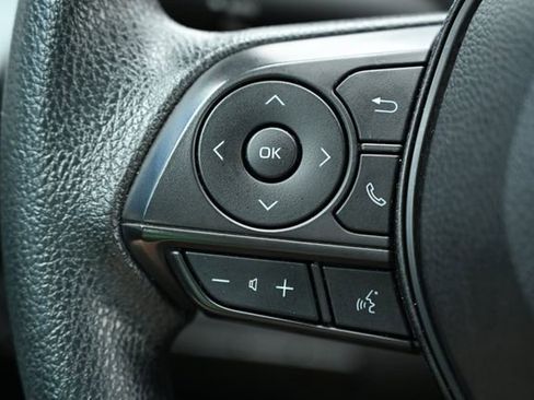 Used 2023 Toyota Corolla LE image 34